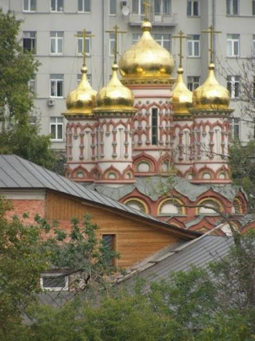 Фотовыставка «Православные храмы и праздники»