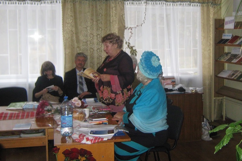 Зустріч літераторів Кіровоградщини 17  листопада 2012 року
